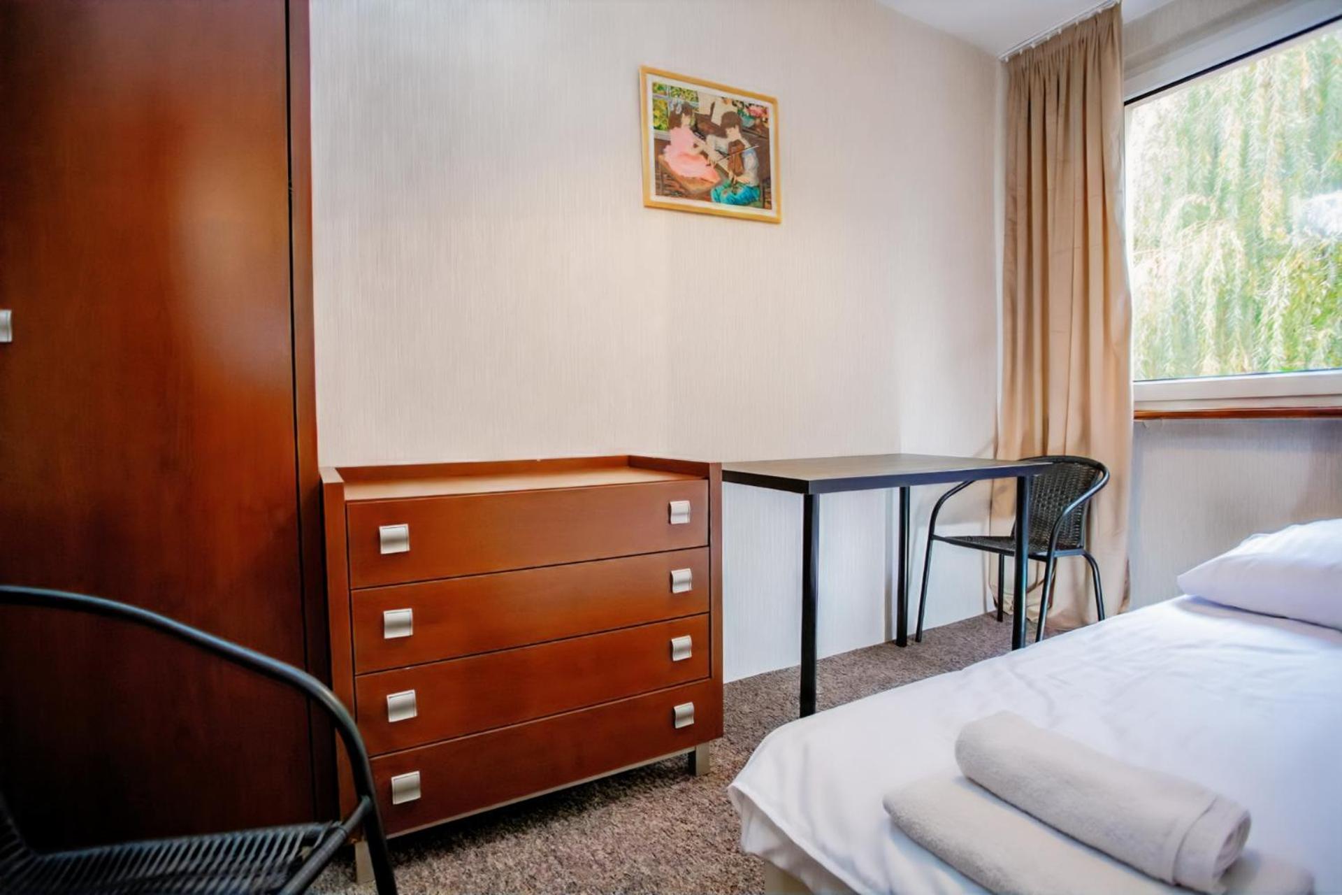 3 Sypialnie, 3 Bedrooms Apartament Wrocław